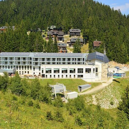 Wellness Hotel Montis Мозирие Екстериор снимка