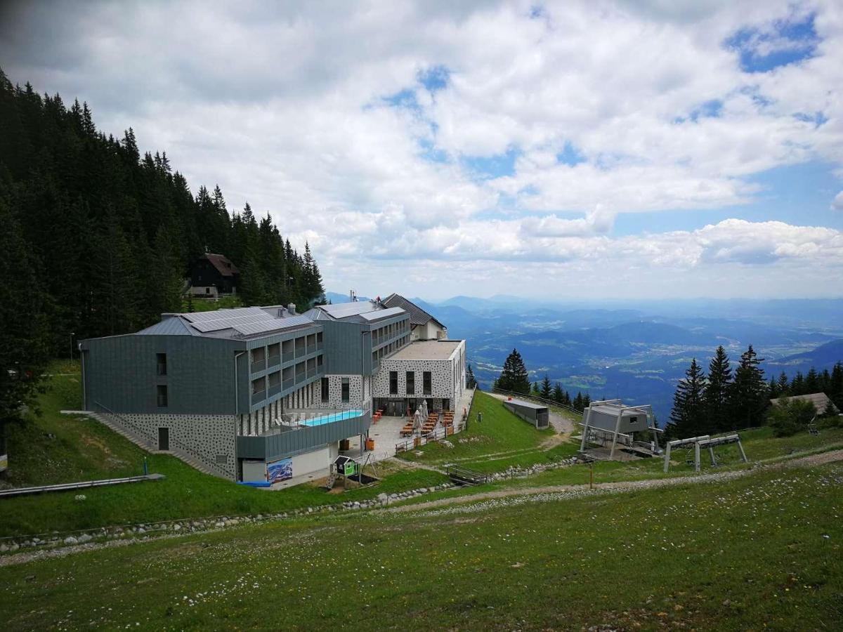 Wellness Hotel Montis Мозирие Екстериор снимка