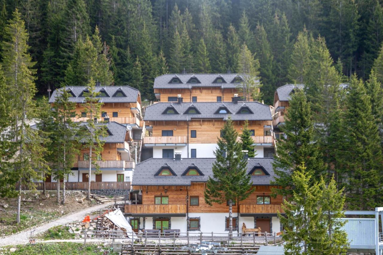 Wellness Hotel Montis Мозирие Екстериор снимка